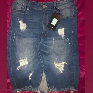 Fashion Nova Denim skirt